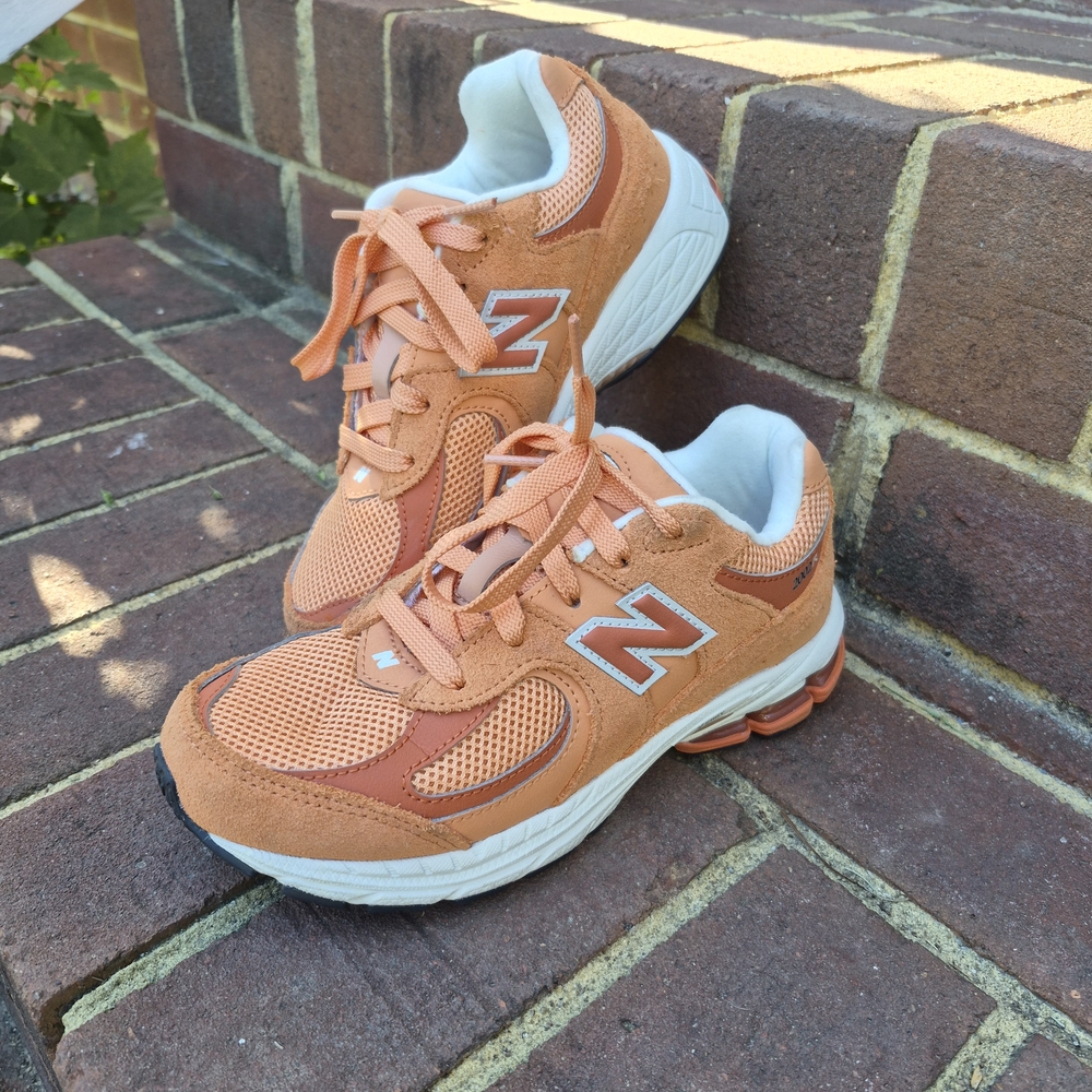 New Balance 2002 R Rust Copper - Picture 2 of 6